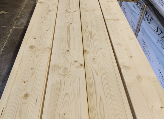 Deska podłogowa świerkowa klasa A/B/C  165x32/5,4 (961,20)