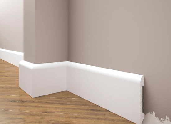 Skirting boards white painted from extruded polystyrene 80*13